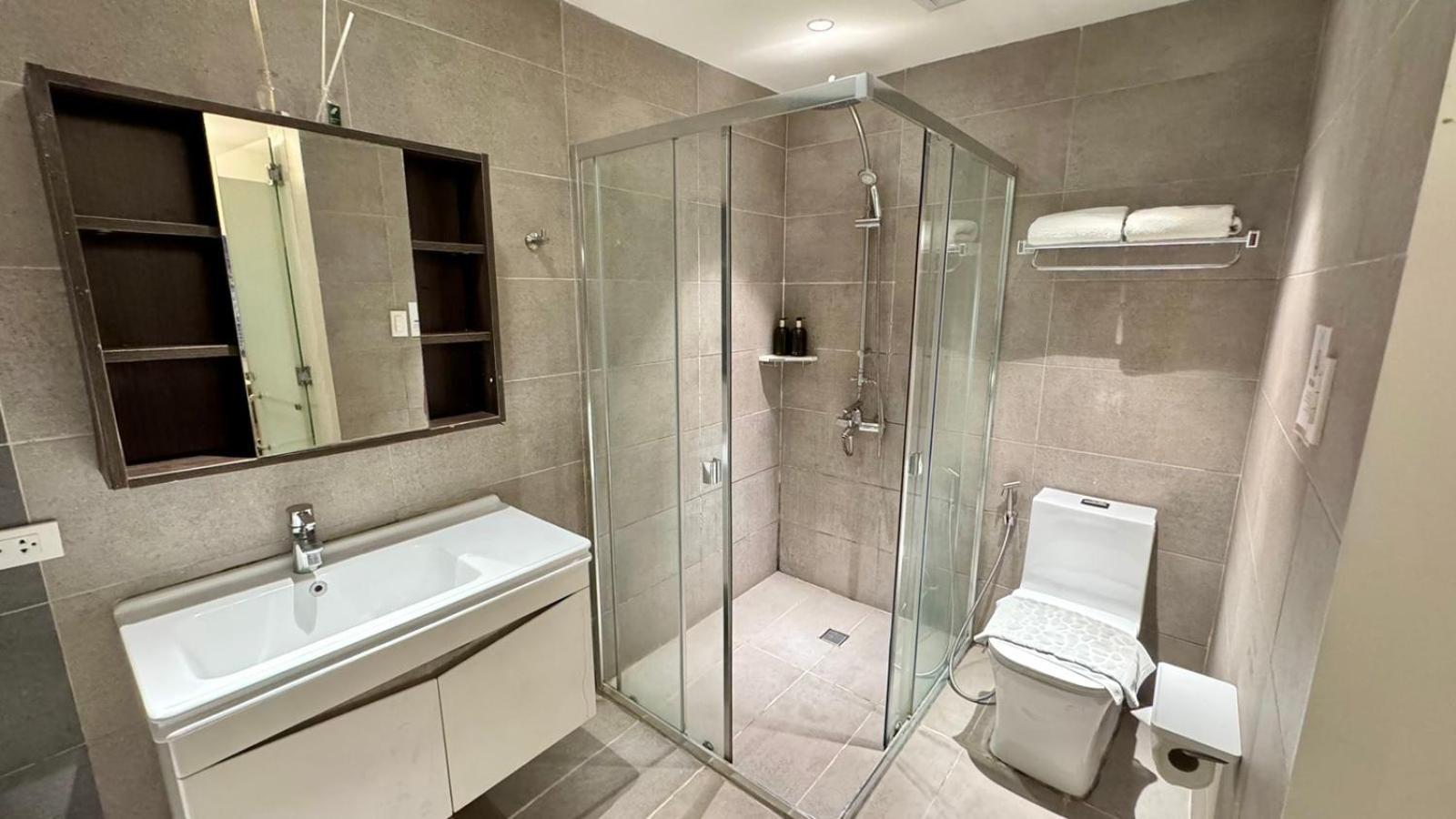 City Park Hotel Residences Тагиг Экстерьер фото