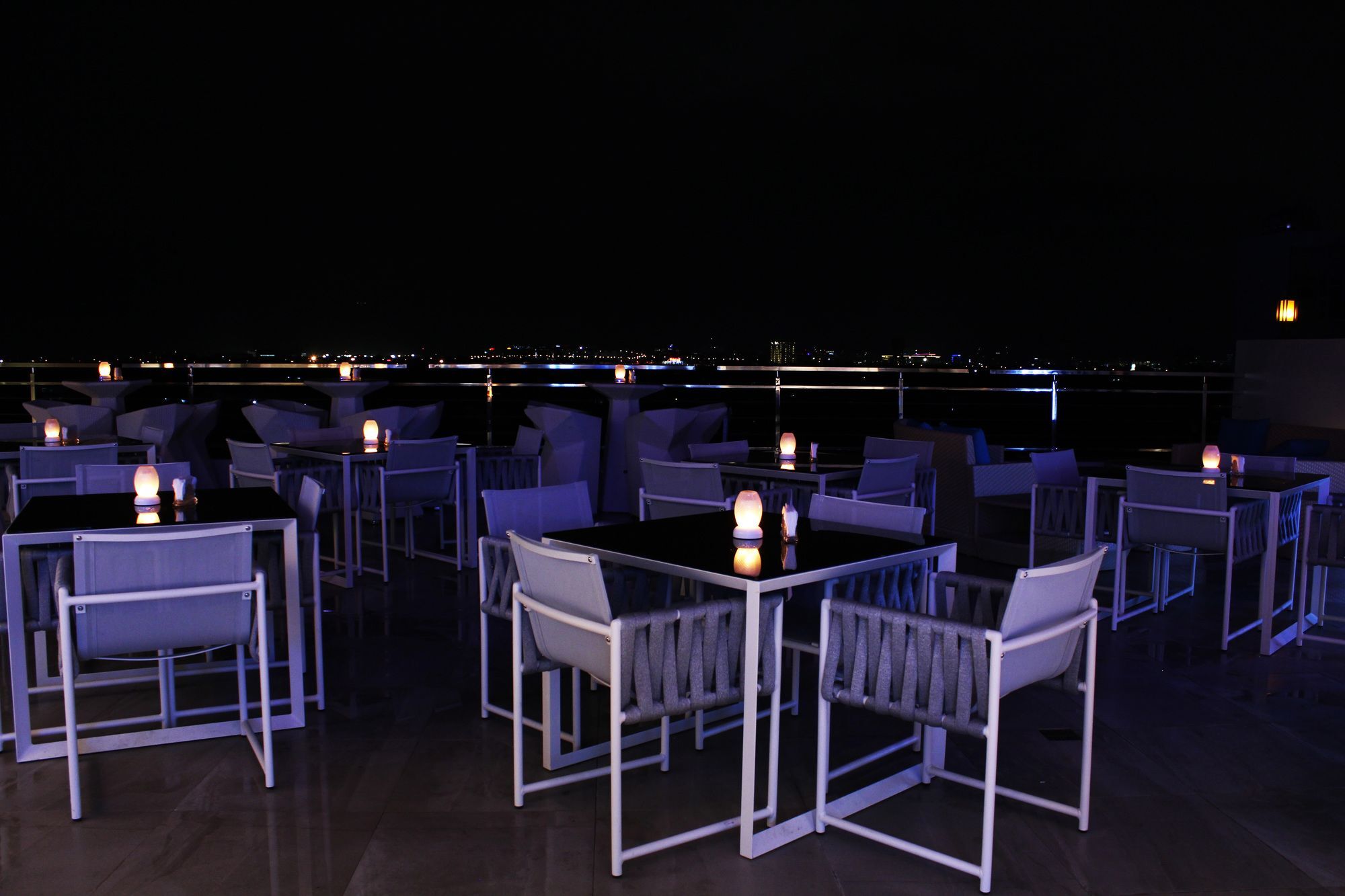 City Park Hotel Residences Тагиг Экстерьер фото